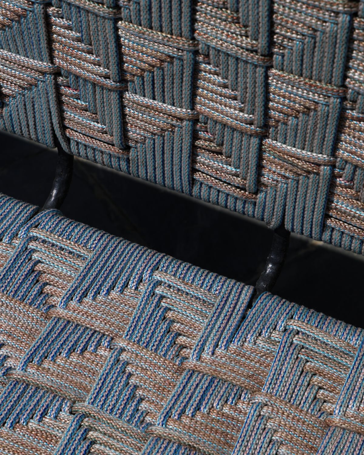 Colour pattern detail